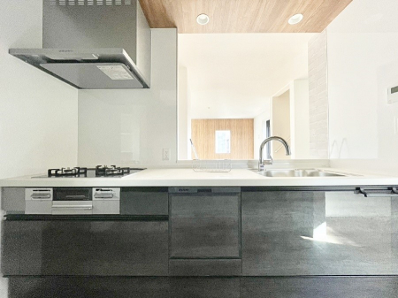 �L�b�`���@�L�X�Ƃ����g������̗ǂ��L�b�`���œ��X�̂��������y�����Ȃ肻��