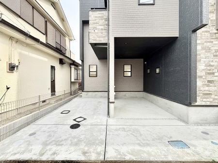 �@�����Ɍ������Ȃ����ԃX�y�[�X�B