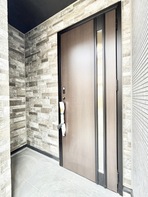 ���ց@��؂ȉƑ��A���q���o�}���錺�ցB