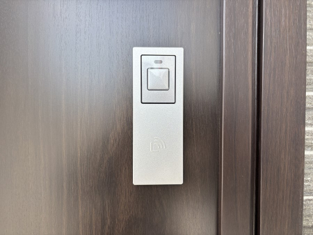 ���̑��@�X�}�[�g�ɊJ���ł���d�q�L�[