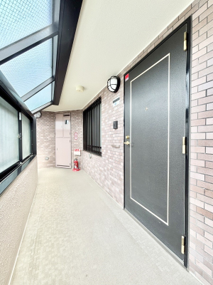 ���ց@�V���v���ŗ������������͋C�̌��֎���  