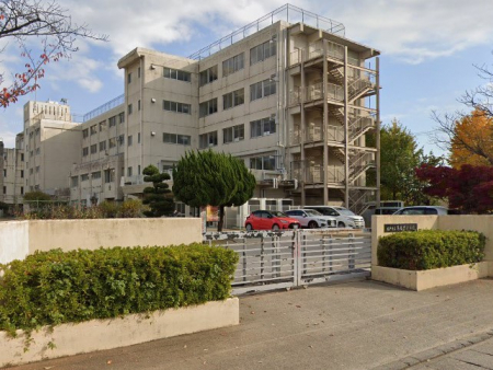 ���ӊ��@���w�Z 200m ���ˎs���n���k���w�Z