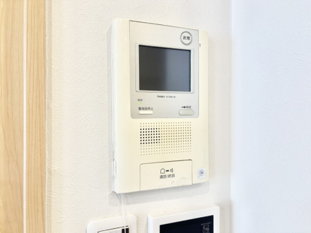 ���̑����ρ@�K��҂���ڂł킩����S�̂s�u���j�^�[�t���C���^�[�z���B   