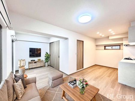 ���r���O�@�������������͋C�̂k�c�j�͉Ƒ��݂�Ȃ̉��K��ԁ@���Ƌ��CG�ł�