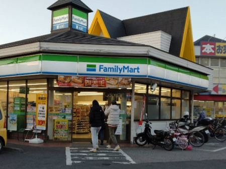 ���ӊ��@�R���r�j 400m �t�@�~���[�}�[�g ���킮���ђ˓X