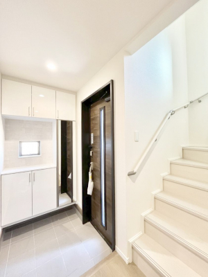 ���ց@�Ƒ��̋A��₨�q�l�������������}���錺��