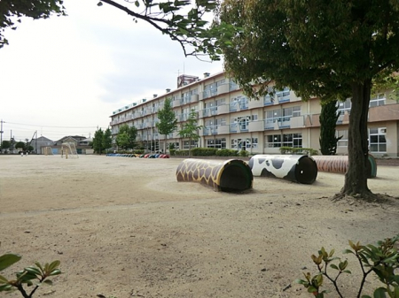 ���ӊ��@���w�Z 450m �z�J�s����ԑ䏬�w�Z