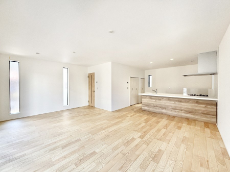 ���r���O�@�i�`�������e�C�X�g�̗D�����_�炩���F�g���̃t���[�����O���f�G�ȃ��r���O�ł��ˁB