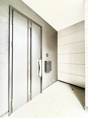 ���ց@���֑O�͉J���~���Ă��G��ɂ��������t��