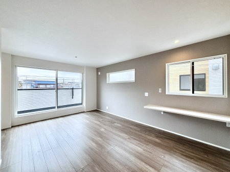 ���r���O�@�傫�ȑ����炽���Ղ�̗z���ƕ����������郊�r���O