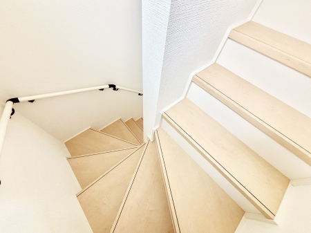 ���̑��@�K�i�͎肷��t���Ȃ̂ŏ����Ȃ��q���܂₲����̕������S�ł�