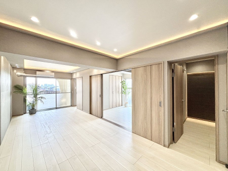 ���̑����ρ@�傫�ȑ����炽���Ղ�̗z���ƕ����������郊�r���O  