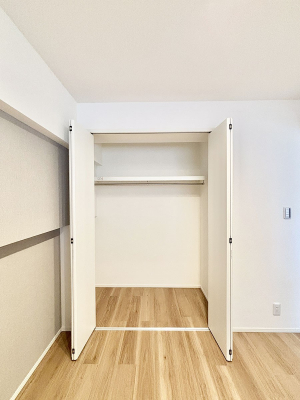 ���[�@�����Ղ�̎��[�X�y�[�X�ł��ł��Z��Ԃ��X�b�L���ۂĂ���