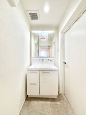 ���ʑ�E���ʏ��@������������ʉ��ώ��Œ��̐g�x�x�����K  