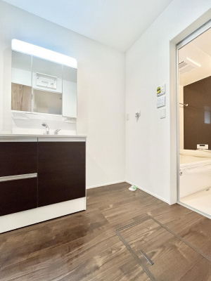 ���̑��@�傫�����₷���O�ʋ��́A�g�����Ȃ݃`�F�b�N�┧�̂������ɂ������߂ł��B 