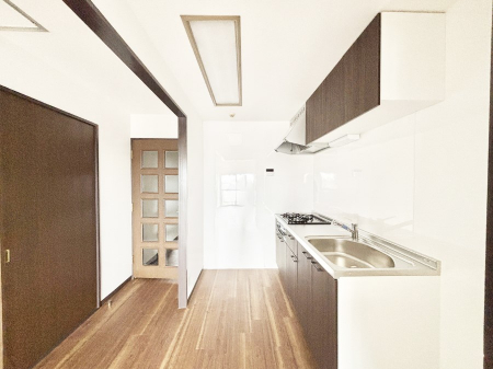 �L�b�`���@�L�X�Ƃ����g������̗ǂ��L�b�`���œ��X�̂��������y�����Ȃ肻��