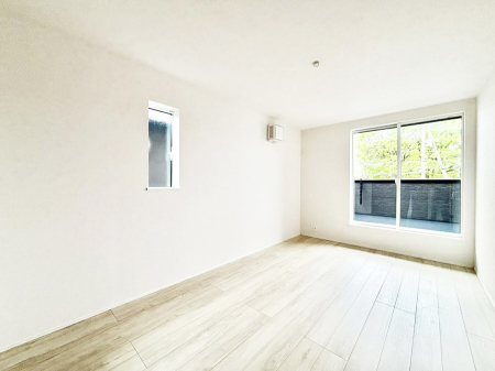 ���̑����ρ@�o���R�j�[���J�������v���X���Ă����m��