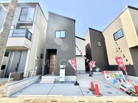 ���n�O�ώʐ^�@�������ꂽ�O�ρA�㎿�ȏZ��Ԃ��L���鎺���͉i�����S���ĉ߂�����Z���ł��B 