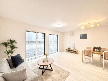 ���̑����ρ@�Ƒ������R�ƏW�܂�e���̃X�y�[�X�ɂȂ肻��