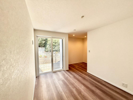 �q�������@�E�H�[�N�C���N���[�[�b�g�����邨�����B�G�߂��Ƃ̓���ւ����s�v�ŕ֗��ł��B