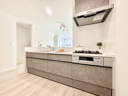 �L�b�`���@���������Ȃ��炲�Ƒ��Ƃ̉�b���y���߂�ΖʃJ�E���^�[�L�b�`���@