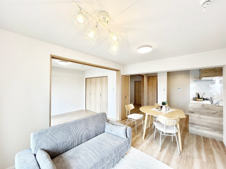 ���̑����ρ@�Ƒ������R�ƏW�܂�e���̃X�y�[�X�ɂȂ肻��