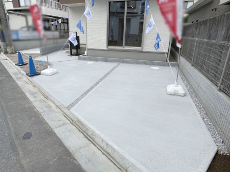 �@�����Ɍ������Ȃ����ԃX�y�[�X�B