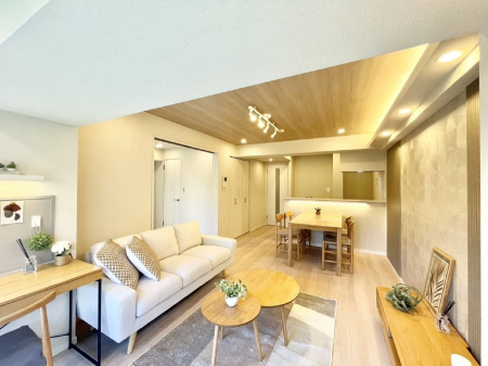 ���r���O�@���Ƒ��̓��₩�Șb�����ŕ�܂�閾�邢���r���O  