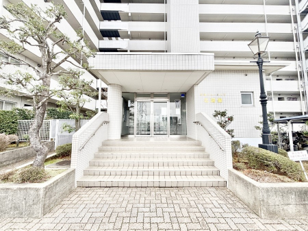 �G���g�����X�@�������������͋C�̃G���g�����X