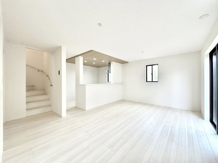 ���r���O�@�Ƒ��c���̎��Ԃ����������Ȃ��났�̃��r���O�_�C�j���O�B