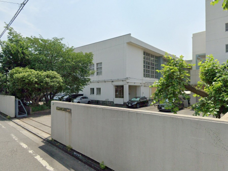 ���ӊ��@���w�Z 2240m �V���s����Z���w�Z