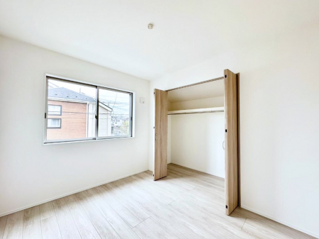 �q�������@�q�������ɂ��������߂Ȏ��[�X�y�[�X�����Ղ�̋���