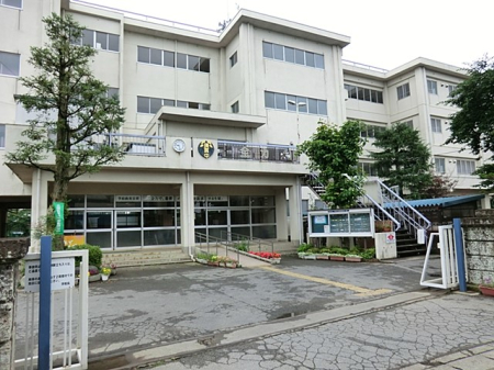 ���ӊ��@���w�Z 750m �{�㒬���{�ꒆ�w�Z