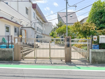 ���ӊ��@���w�Z 370m �����旧�I�����w�Z