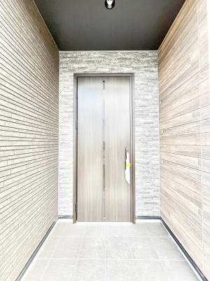 ���ց@��؂ȉƑ��A���q���o�}���錺�ցB