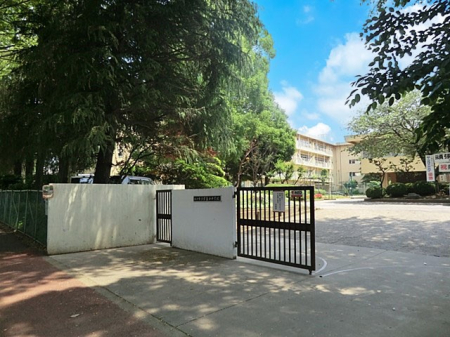 ���ӊ��@���w�Z 960m ���ˎs����Օ����w�Z