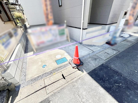 �@�����Ɍ������Ȃ����ԃX�y�[�X�B