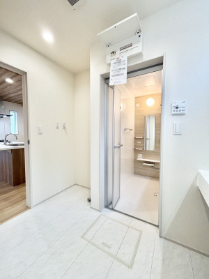 ���̑��@�g�x�x���X���[�Y�ɂ����Ȃ���E�ߏ�      