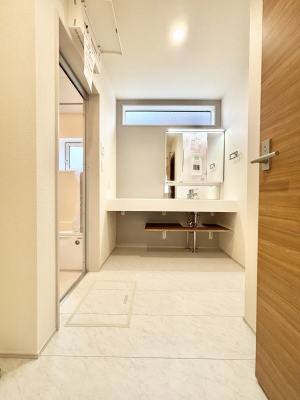 ���ʑ�E���ʏ��@�傫�����₷���O�ʋ��Ő�����������ʑ�́A�g�����Ȃ݃`�F�b�N�┧�̂������ɂ������߂ł��B 