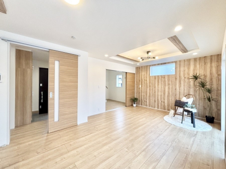 ���r���O�@�������������͋C�̂k�c�j�͉Ƒ��݂�Ȃ̉��K���  