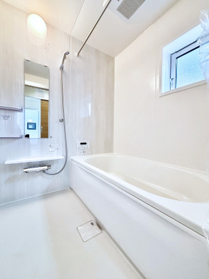 �����@����̔�����₷��؂ȃo�X�^�C���B�������Ƃ����C���y����Ŕ����Ƃ肽���ł��ˁI  