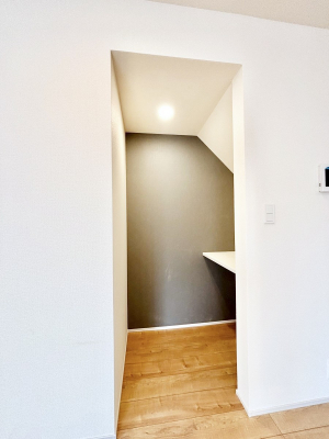 ���[�@�������芴�̂���k�b�N�͍�ƃX�y�[�X�ɁI�J�E���^�[�����͎��[�ɂ��g���܂��I