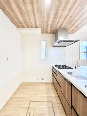 �L�b�`���@�|�b�v�A�b�v�V�䂪�f�G�ȃL�b�`���I��������̂ō̌����Ƃꊷ�C�ɂ��𗧂��܂��B