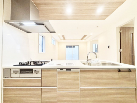 �L�b�`���@�������������I�ɁA�y�����I�V�X�e���L�b�`��