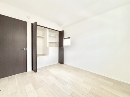 �Q���@�g���₷���`�Ńx�b�g��Ƌ�̒u�����ɂ����邱�Ƃ�����܂���B 