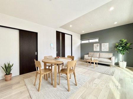 ���r���O�@���Ƒ��̓��₩�Șb�����ŕ�܂�閾�邢���r���O  ���Ƌ��CG�ł�