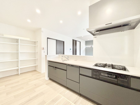 �L�b�`���@��Ƃ肠��L�b�`���ł͂��Ƒ��Ɗy�������������ł��܂��B