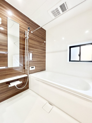 �����@����̔�������Ă���閾�邢�������̂���o�X���[��