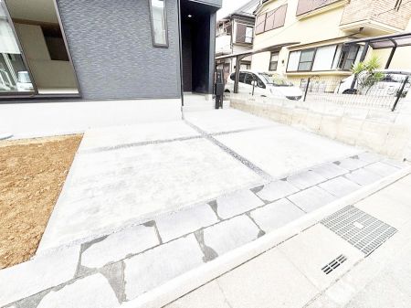 �@�J�[�X�y�[�X�L