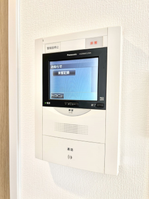 ���̑����ρ@��z���v�������Ă���ߔN�ł�TV���j�^�[�t���Ŗh�Ɩʂ����S�ł��B